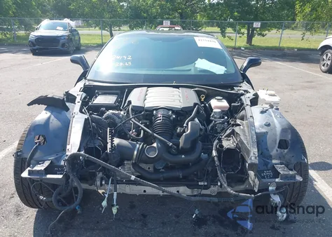 2016 Chevrolet Corvette Stingray из США, поврежденный, VIN 1G1YB2D71G5122694